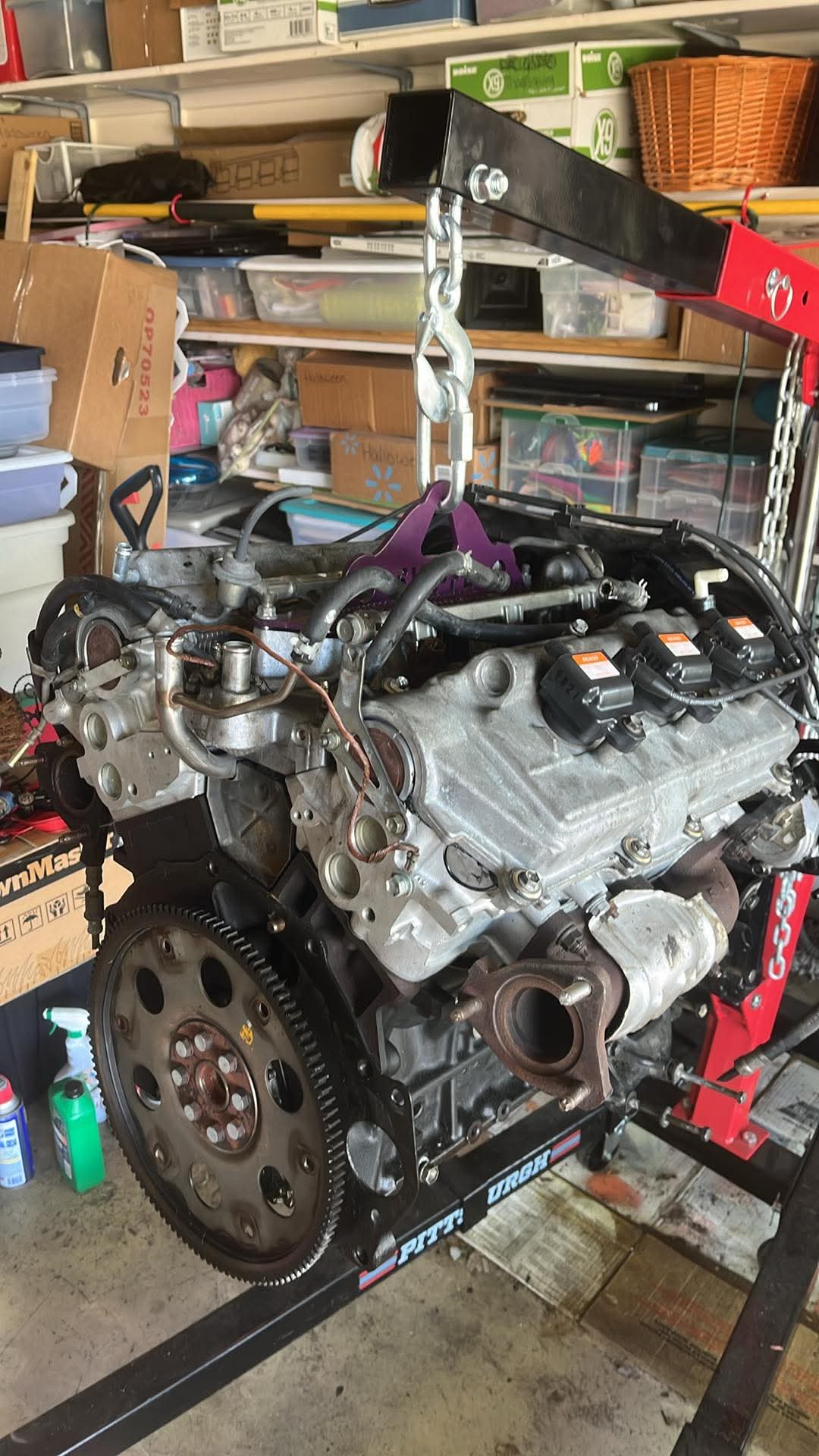 5VZFE Engine Intake Lift Plate