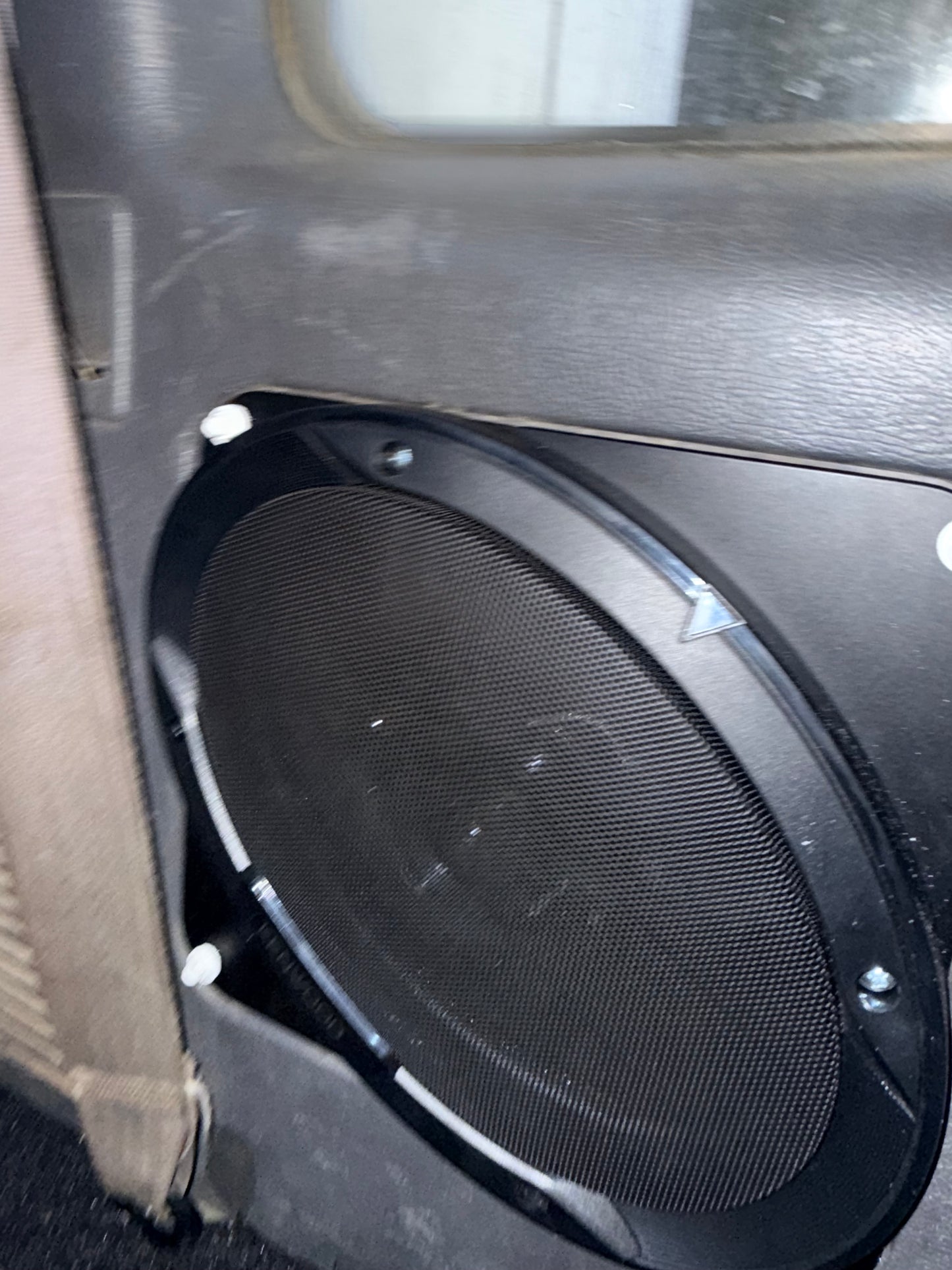 1989-95 Toyota Pickup Extended Cab Speaker Plates